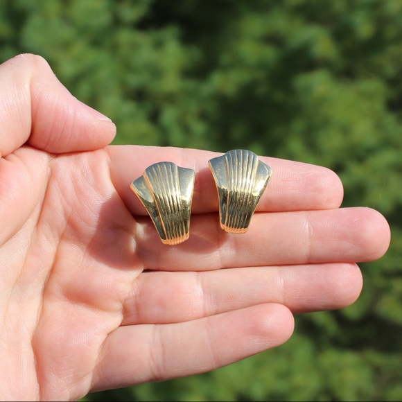 Vintage Kenneth Jay Lane Clip On Earrings Gold - Picture 5 of 5